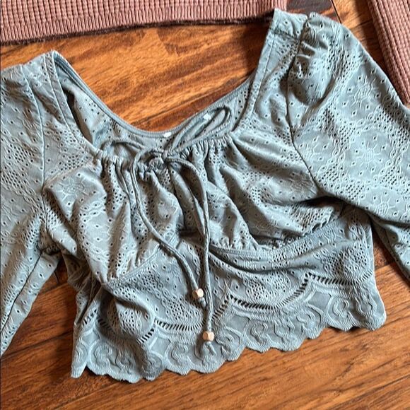 Brown Ribbed Sweater and Green Lace crop Top - Picture 2 of 12